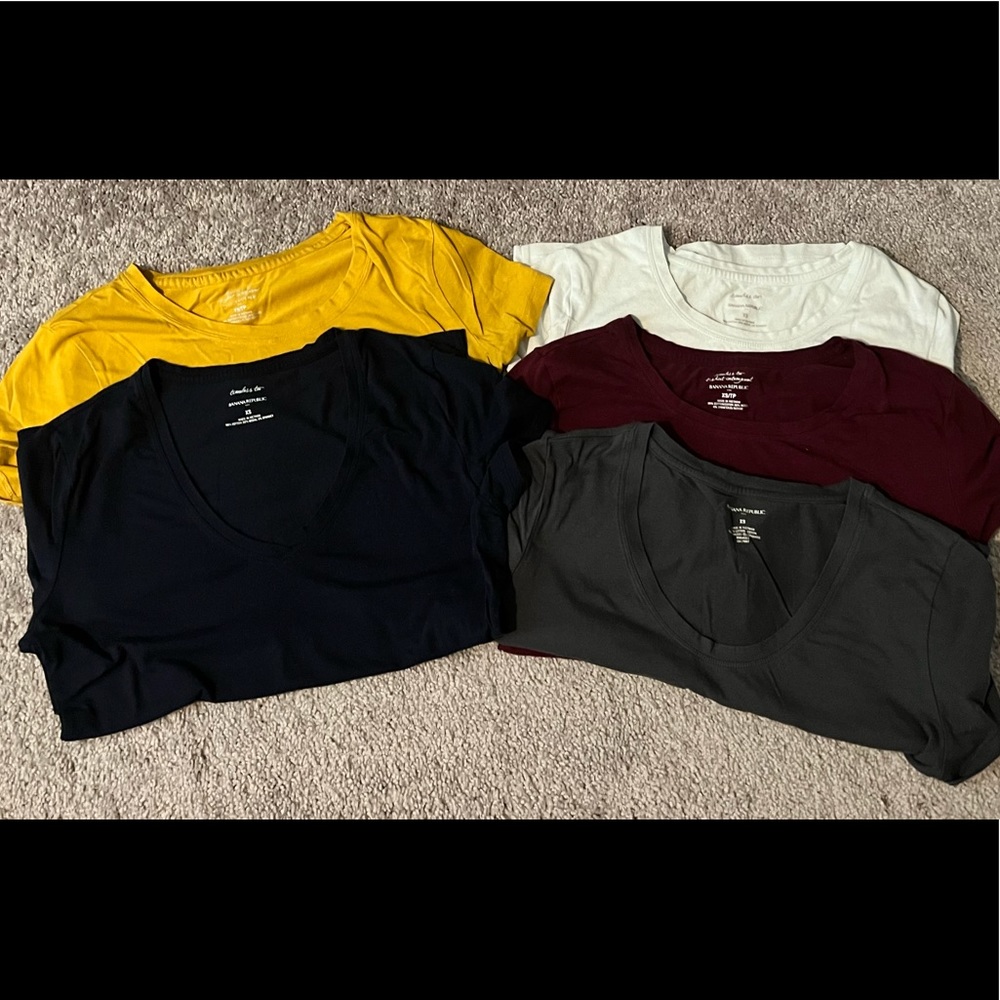 Banana republic timeless tee bundle